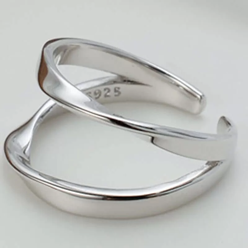 925 Sterling Silver Double Möbius Band Ring