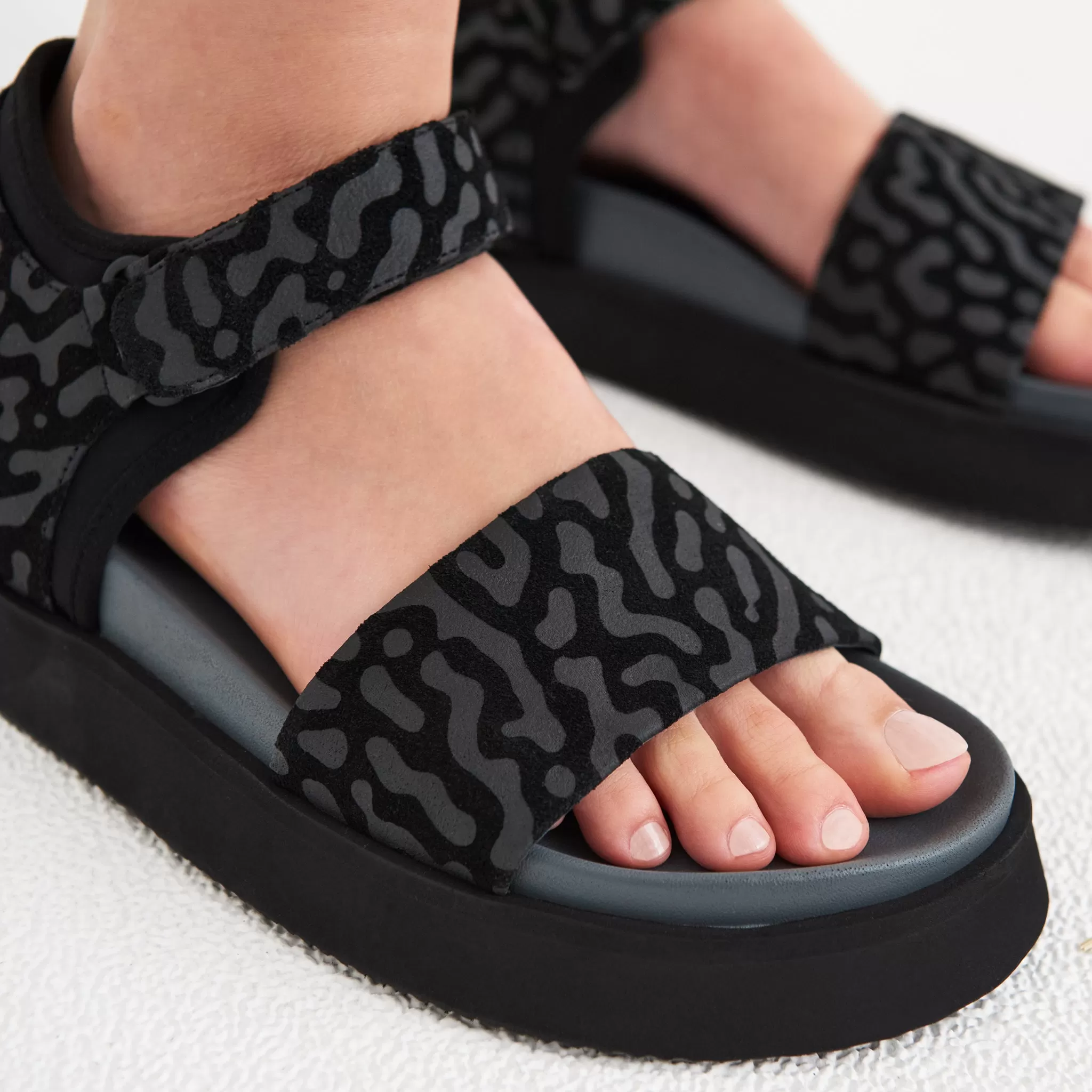 Acme Sandal Black Terrain