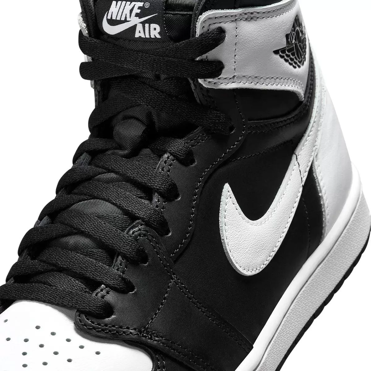 Air Jordan 1 Retro High OG 'Black/White'