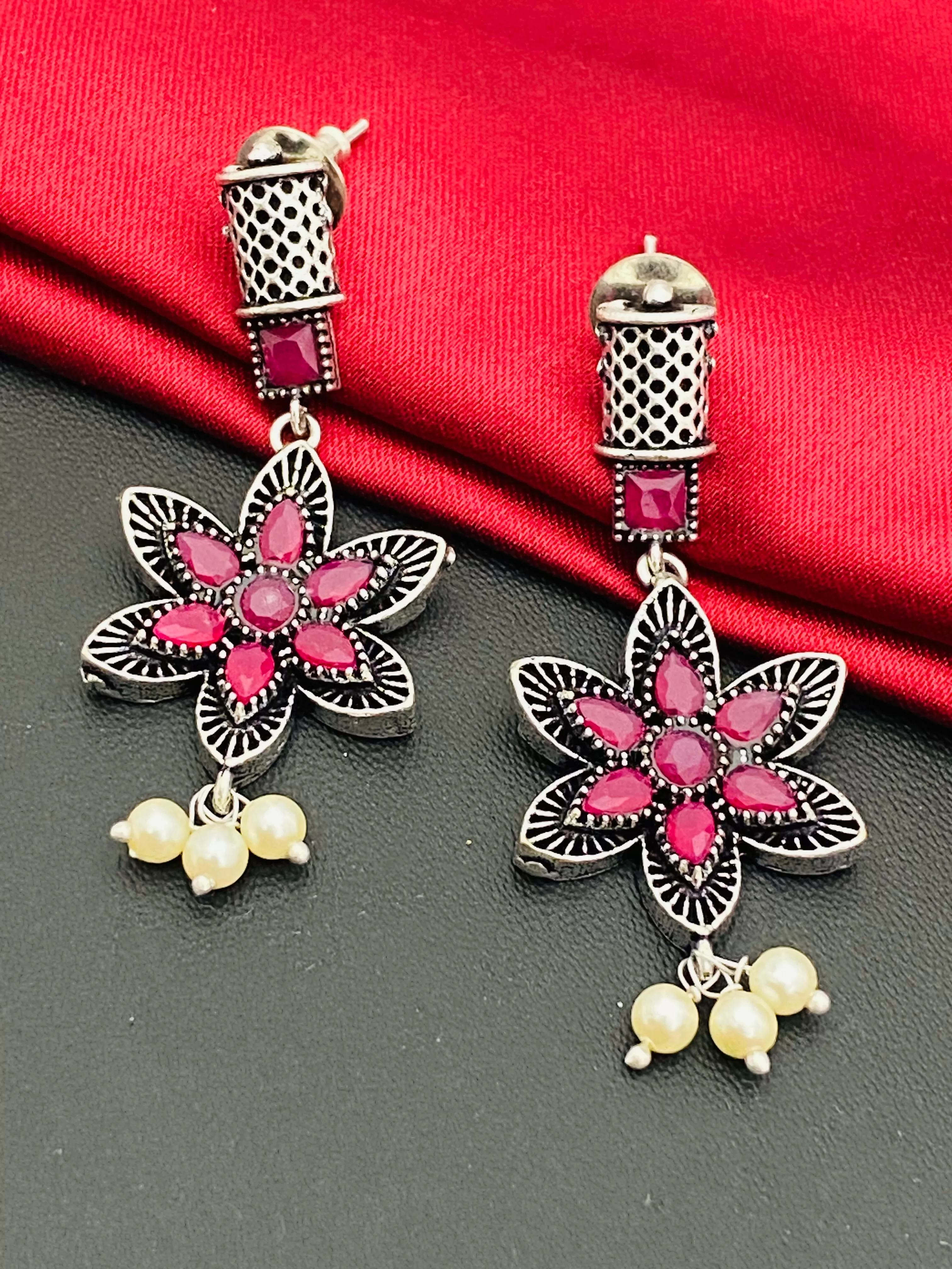 Beautiful Oxidized Flower Design Pearl Beaded Necklace With Earrings