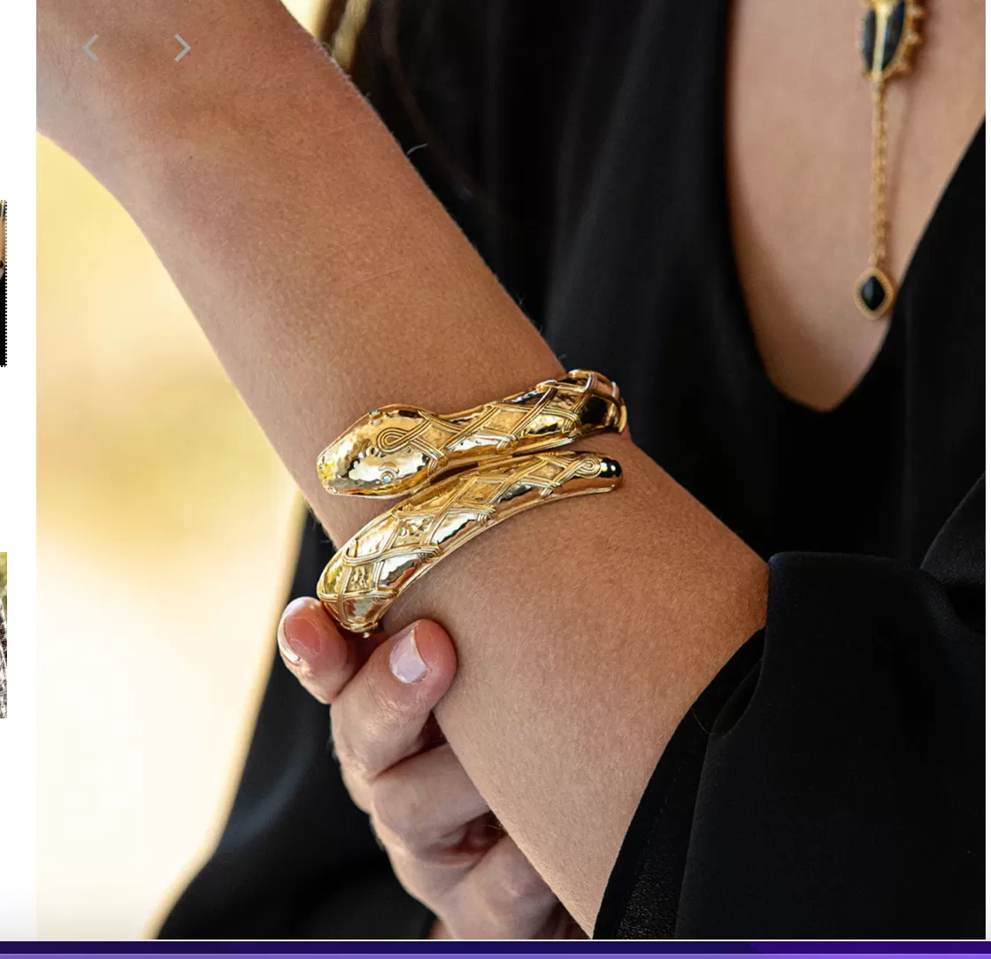 Capucine De Wulf Goddess Serpentina Hinged Bangle in Hammered Gold