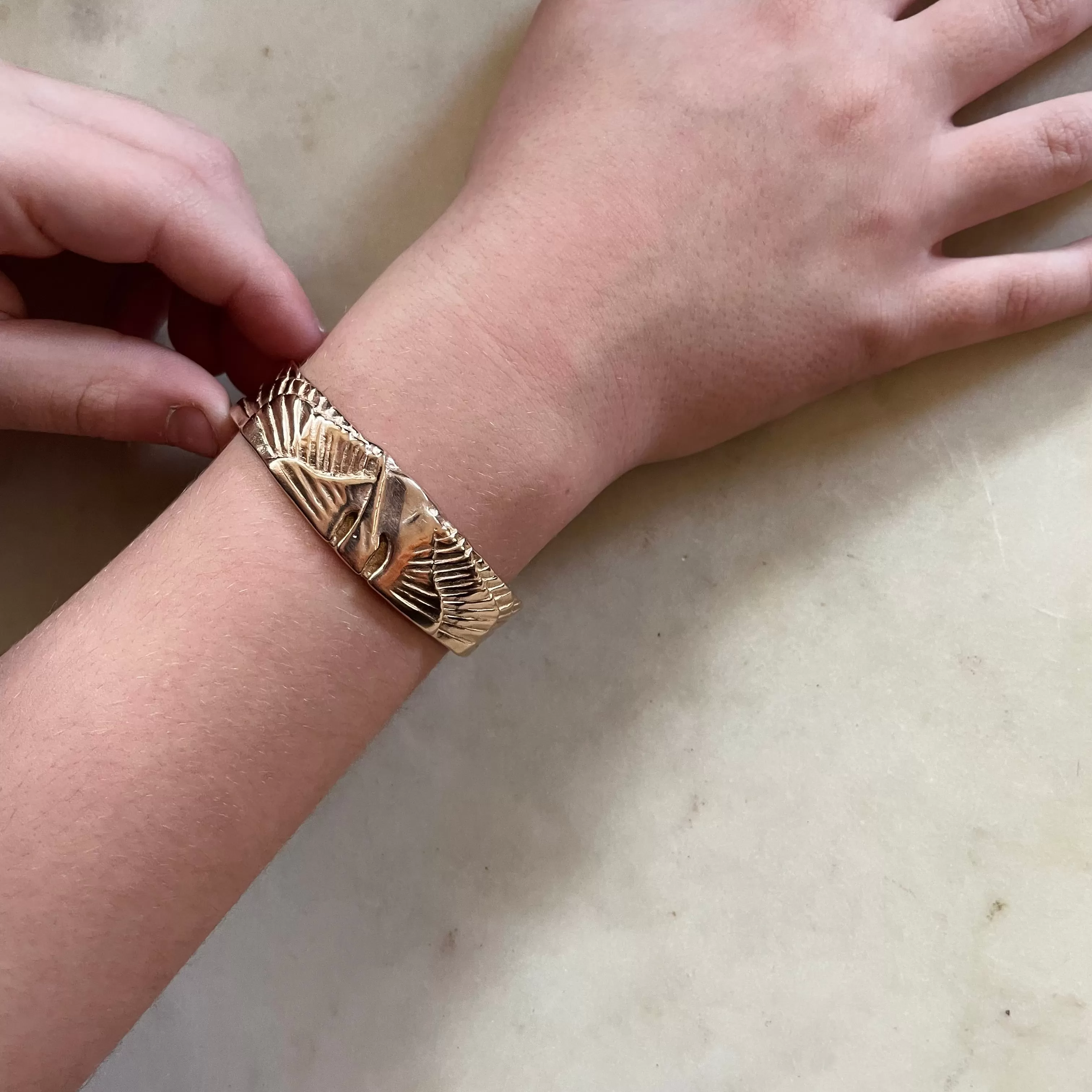 CHILD'S PELICAN CUFF