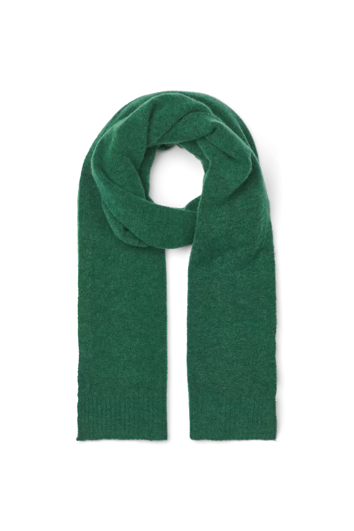 Claudia Scarf - Douglas Fir