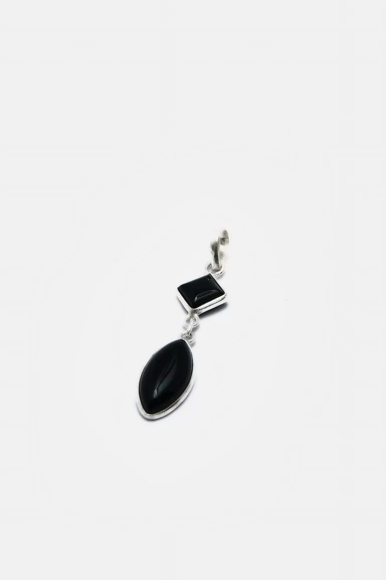 Dazzling Black Colour Geometric Pendant