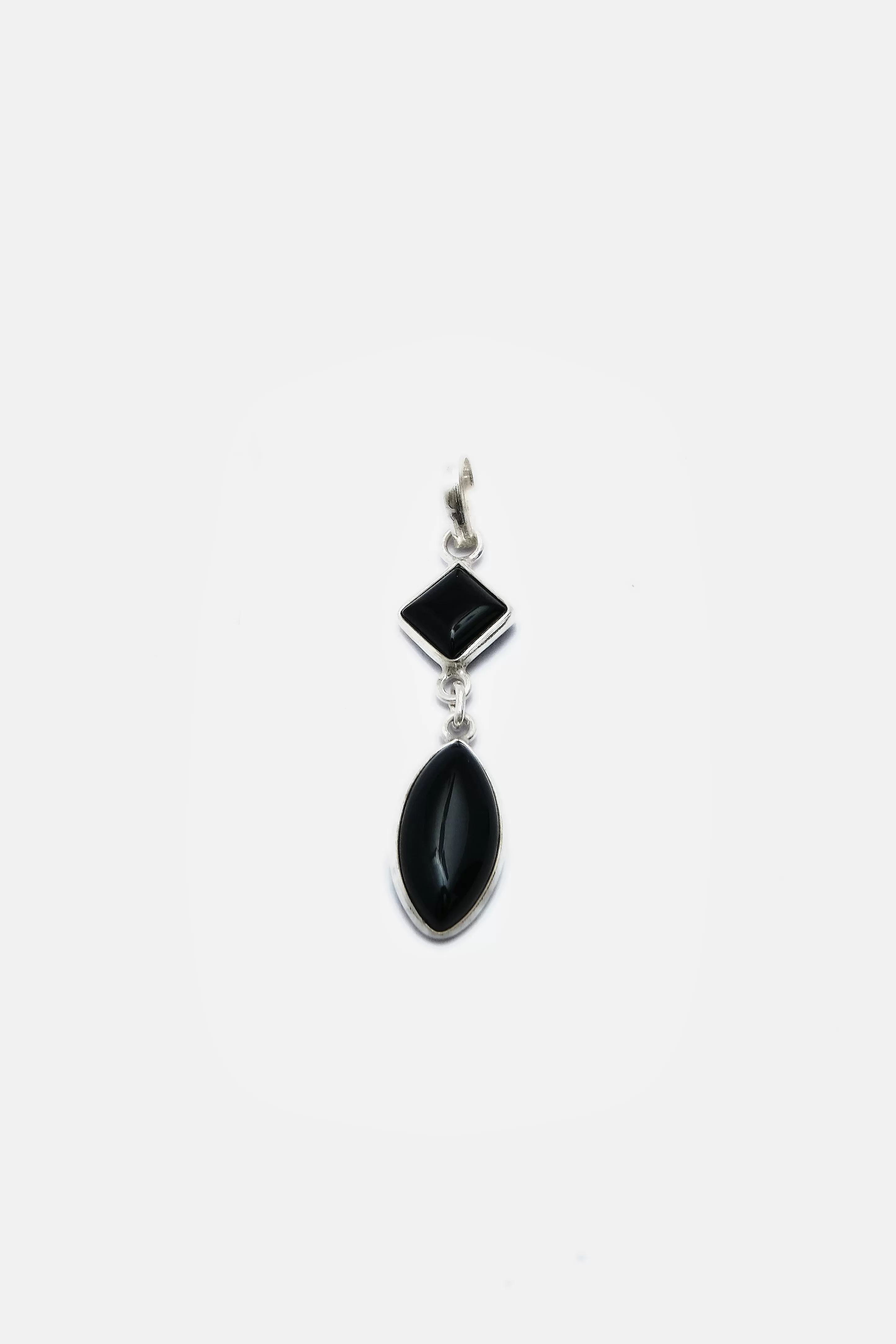 Dazzling Black Colour Geometric Pendant