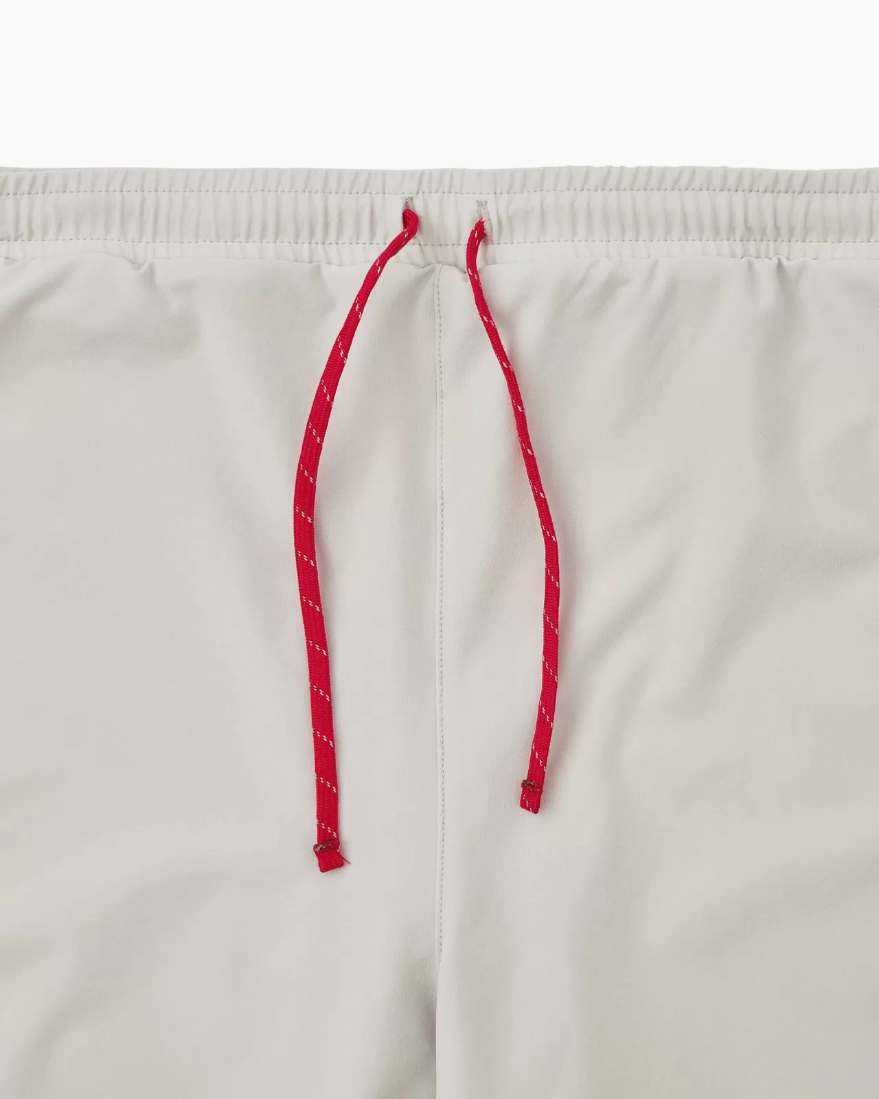 DV   NB Ripstop Layered Pocketed Trail Shorts Fog / Goji Red