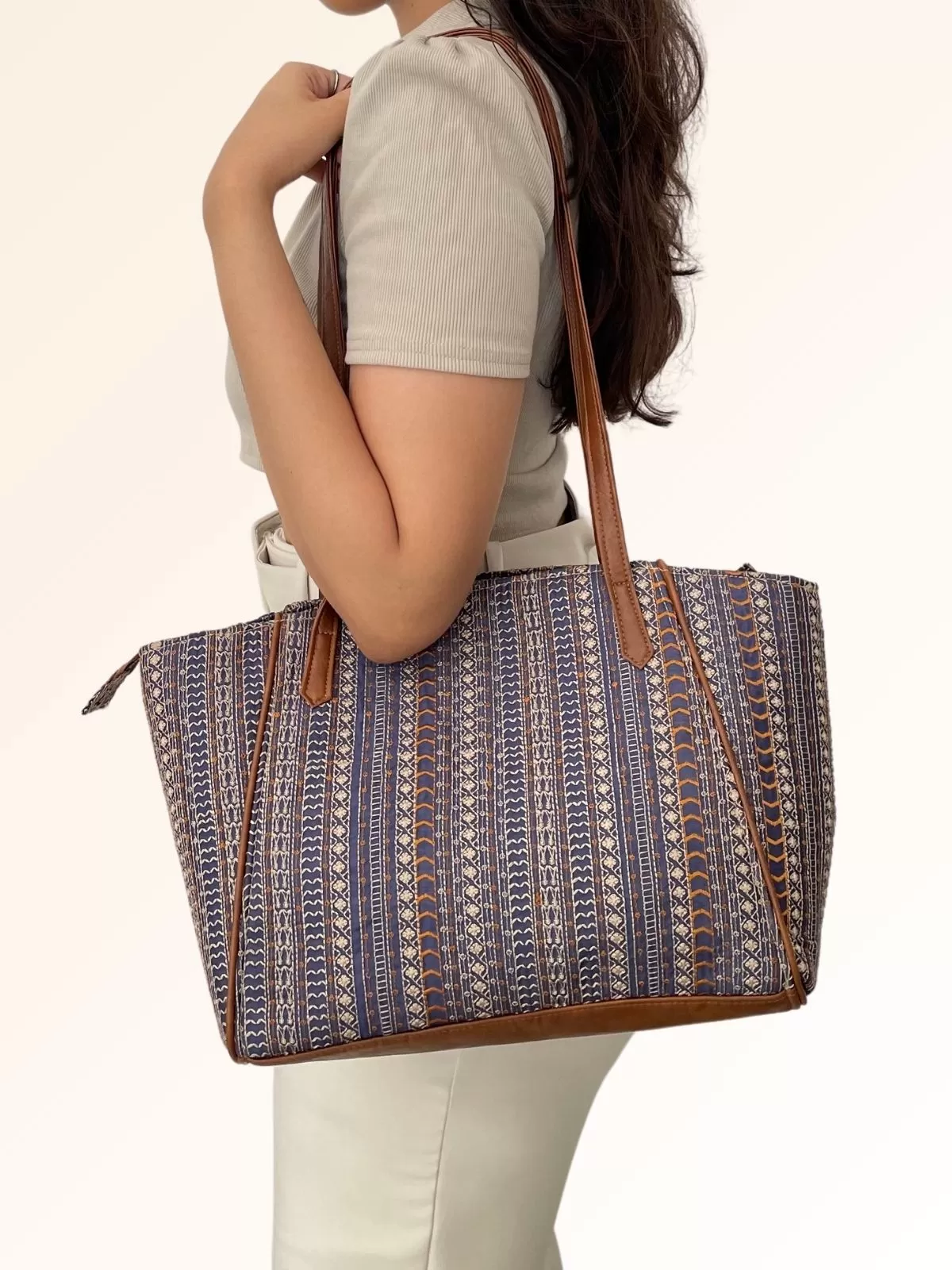 Herringbone navy Tote bag