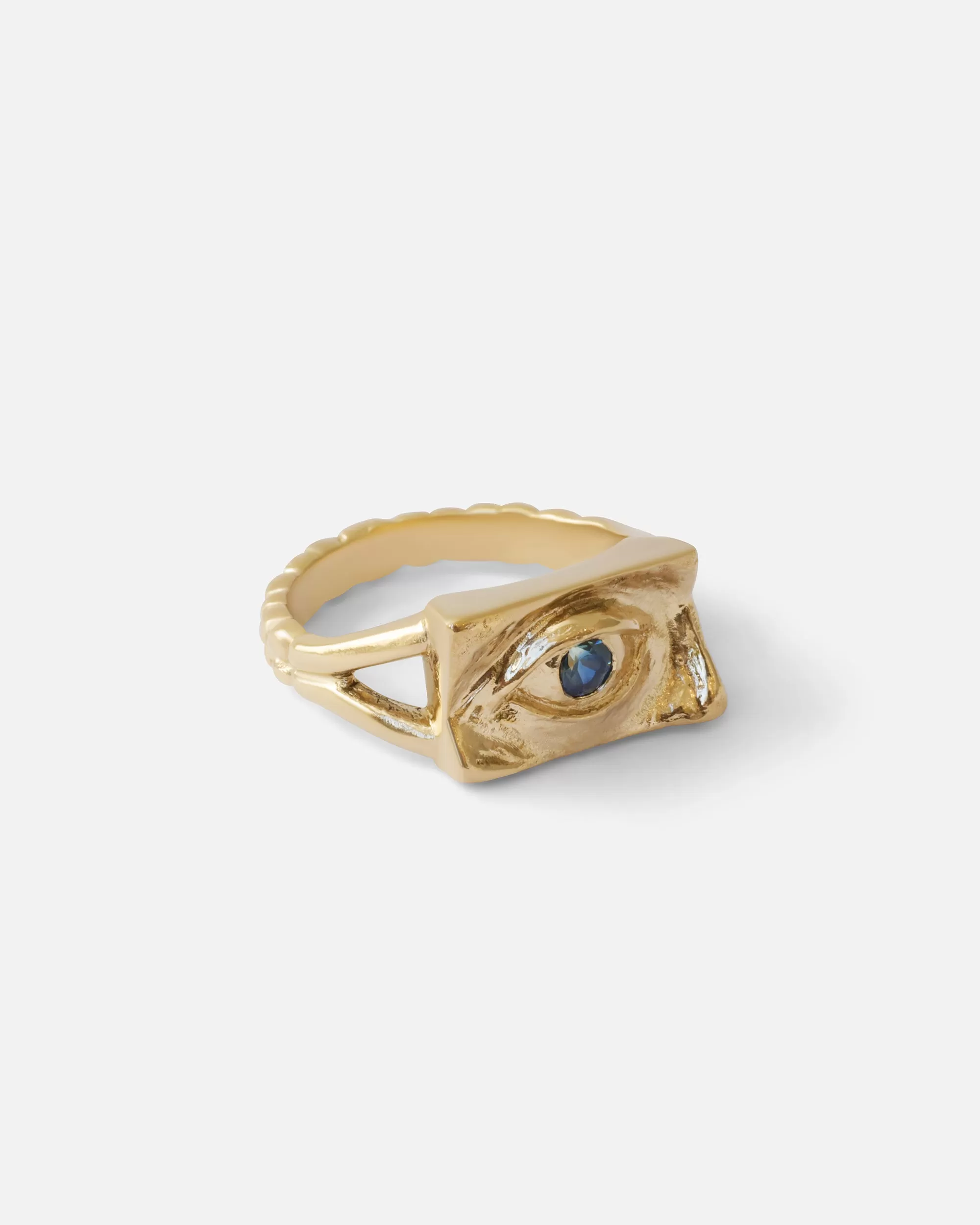 Intagliaux / Blue Sapphire Ring