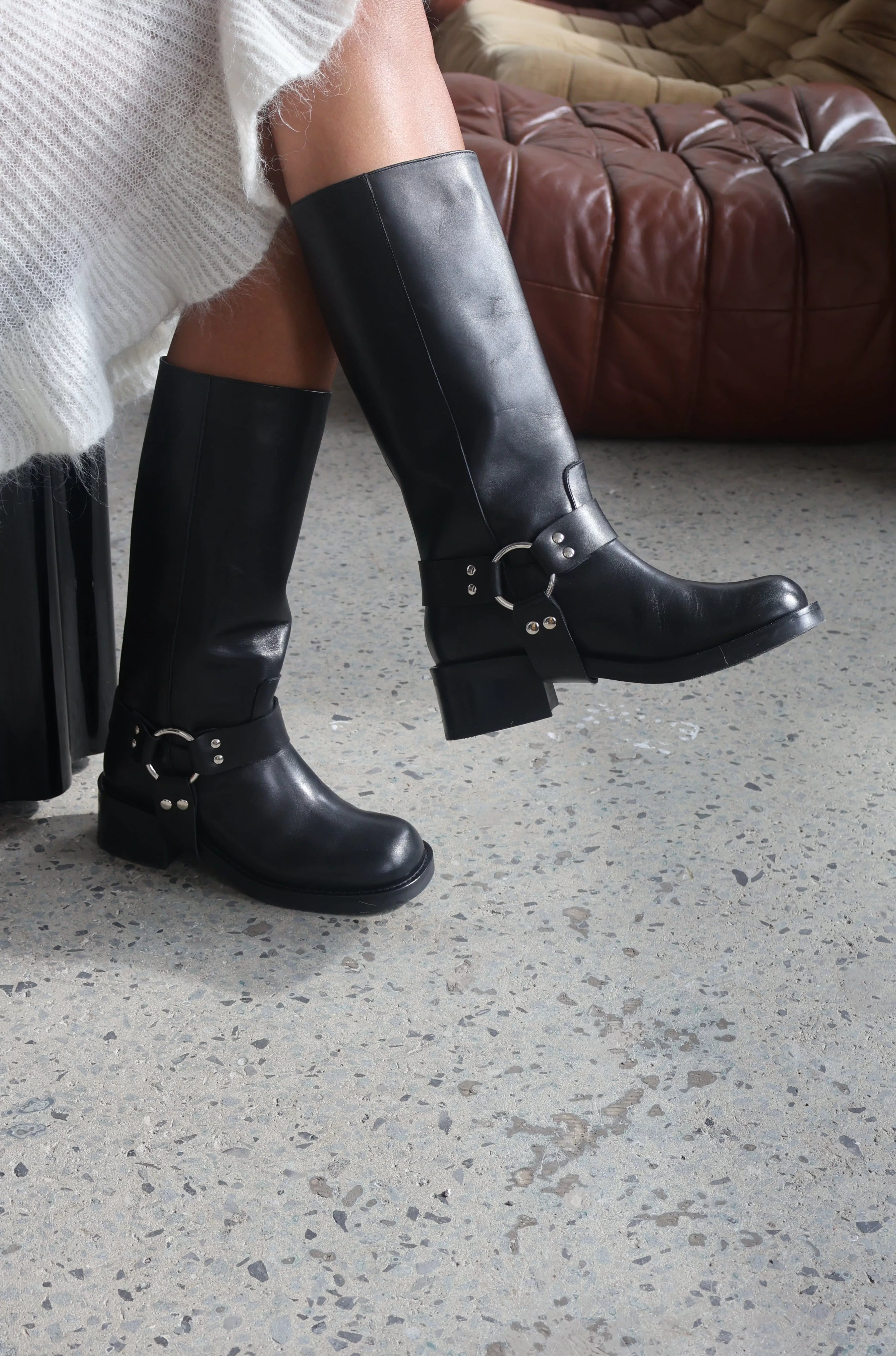 Lucca Black Boot