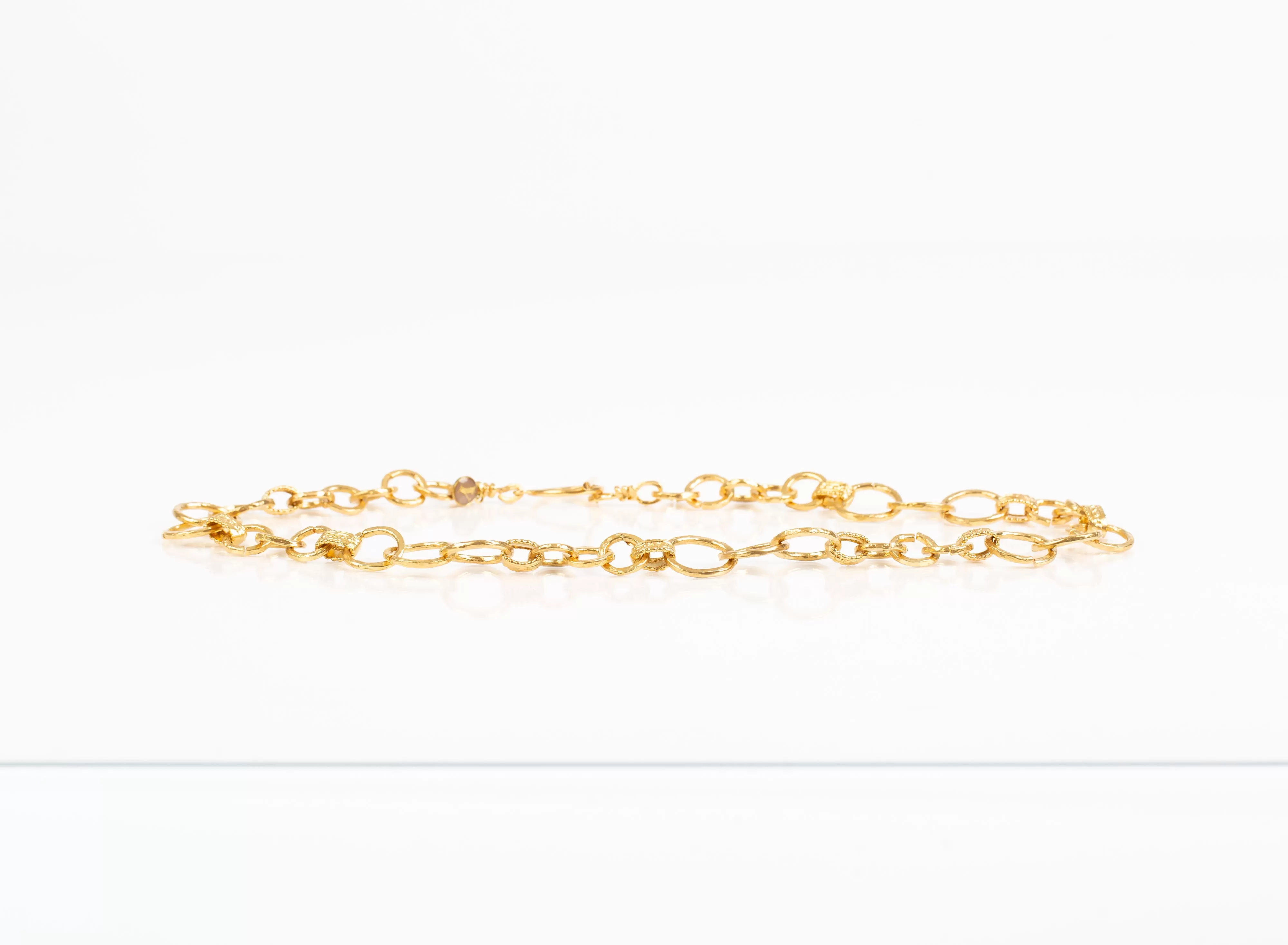 Nadia Necklace (Signature Link Chain Detail)