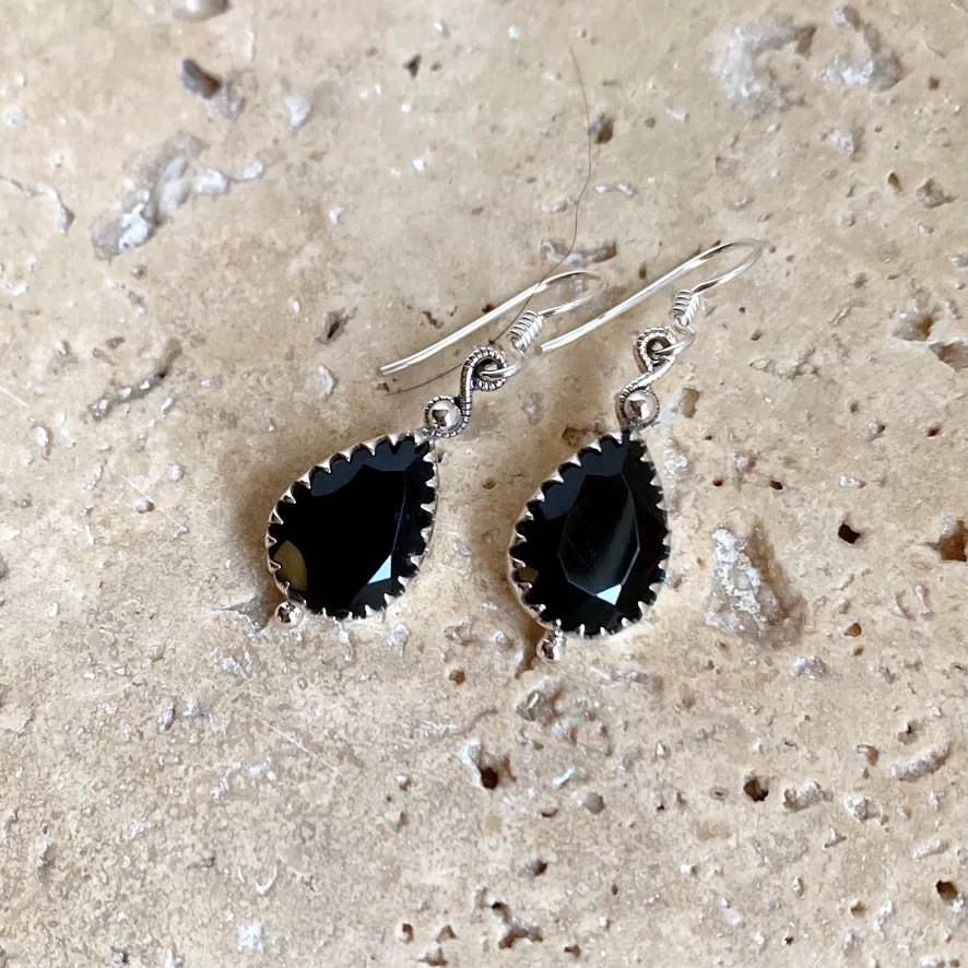 Onyx Earrings - Rana