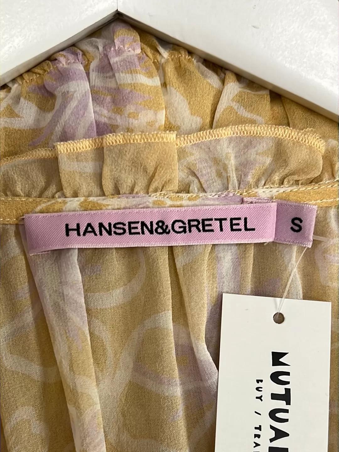 Size S - Hansen & Gretel Peach Floral Silk Ithica Top