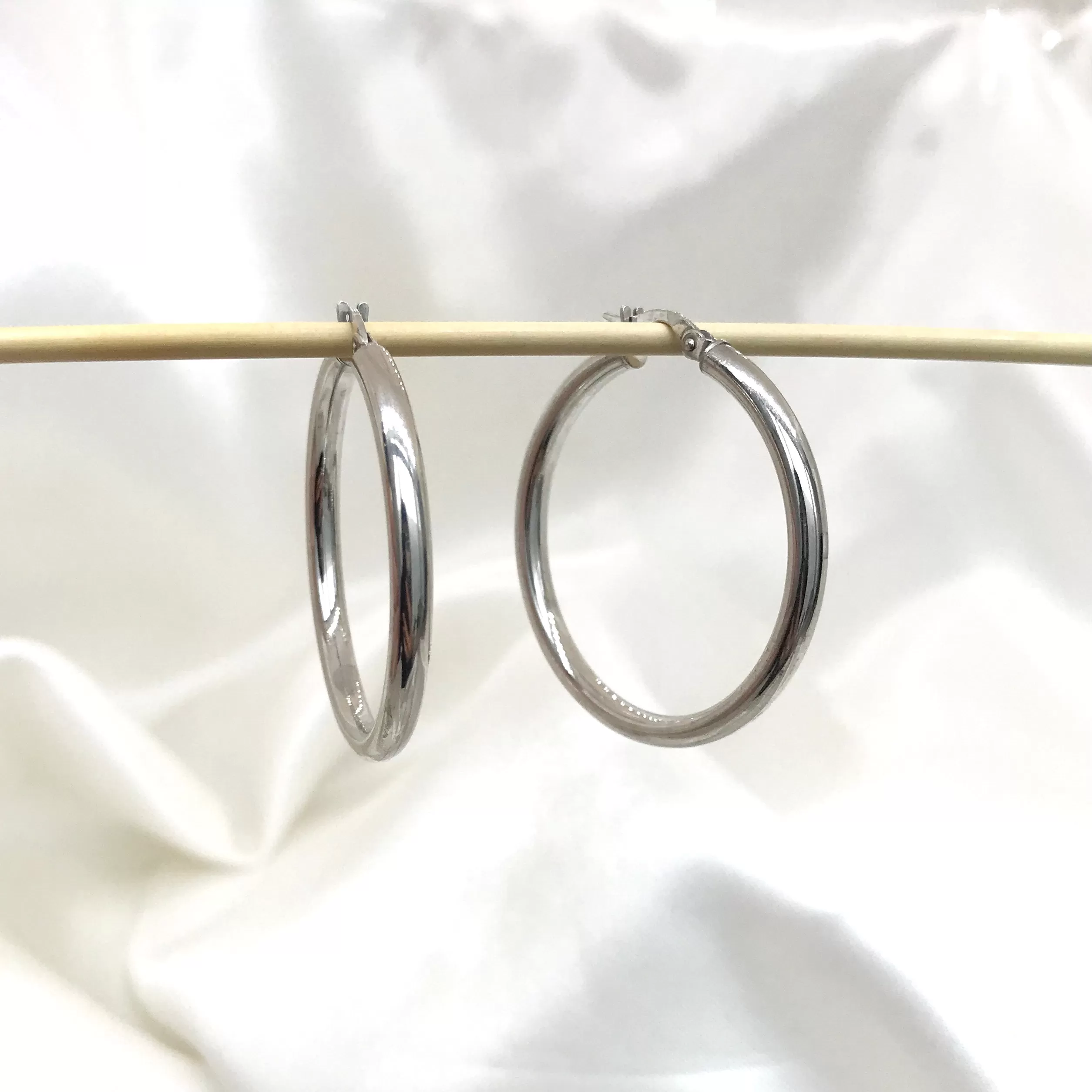 The Classic 925 Sterling Silver Hoops- 3 Sizes