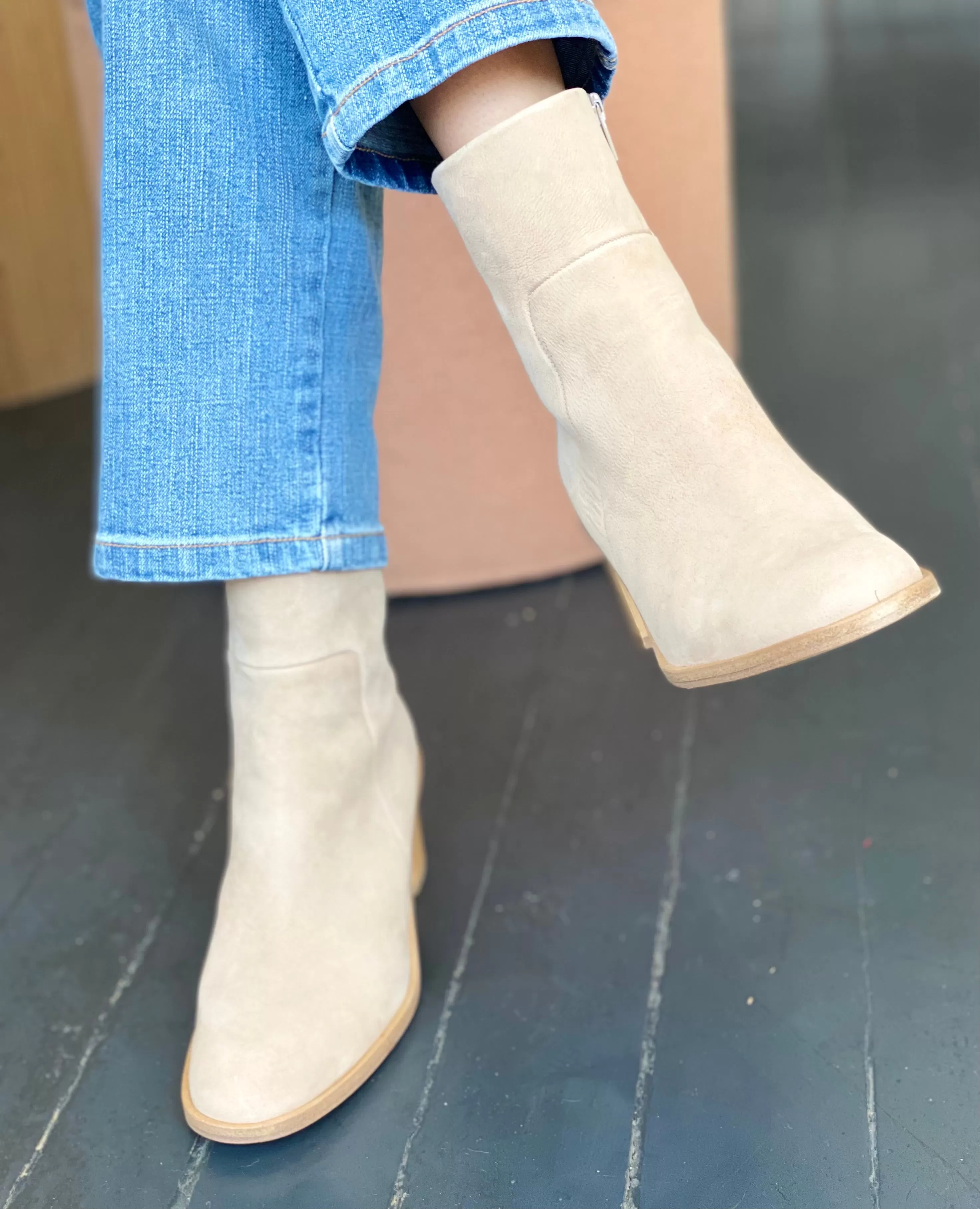 Warehouse Sale - Babe Boots Latte Nubuck