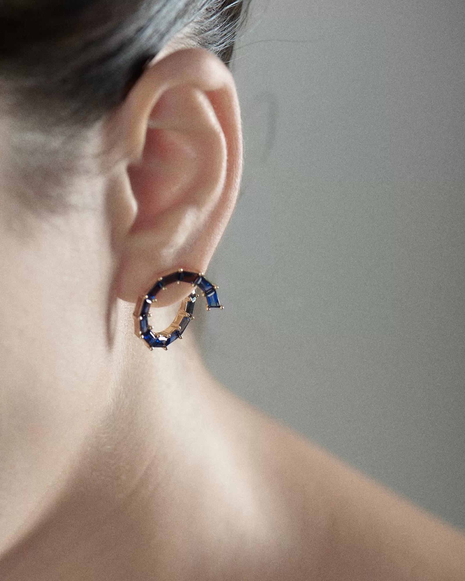 Whirlpool Sapphire Trapeze Spiral Hoop Earrings